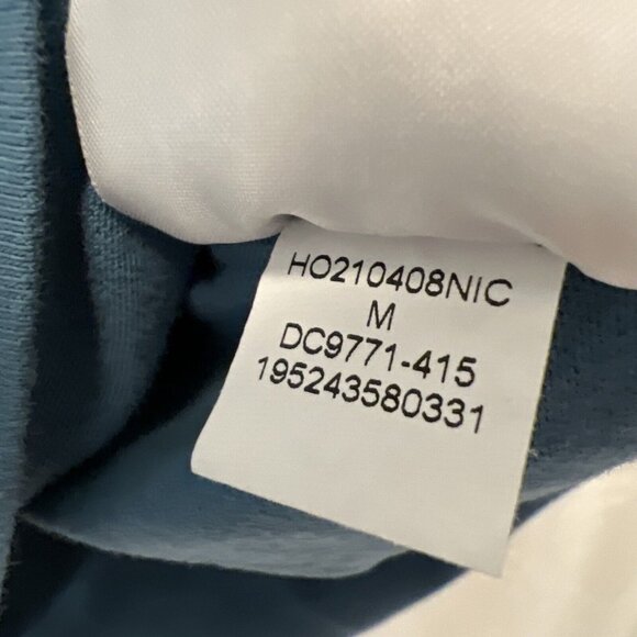 Nike Air Jordan Sport DNA Logo T-shirt Men’s M DC9771-415 Long Sleeve Green - Picture 7 of 7